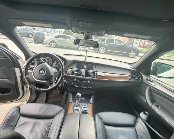 Белый БМВ Х6, объемом двигателя 2.98 л и пробегом 107 тыс. км за 17000 $, фото 17 на Automoto.ua