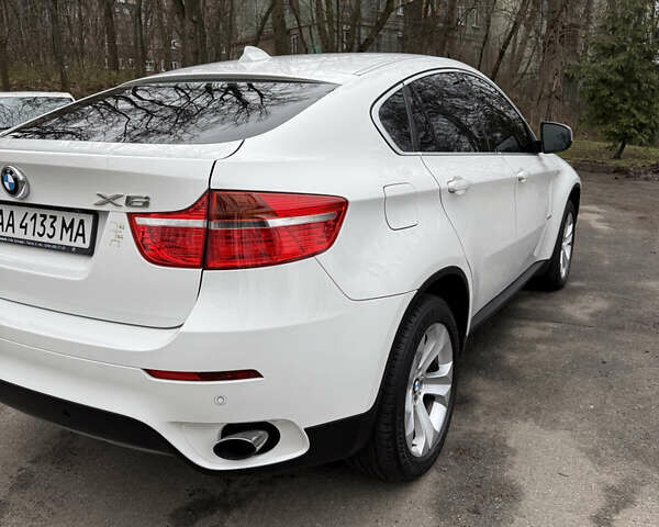 Белый БМВ Х6, объемом двигателя 2.99 л и пробегом 150 тыс. км за 17000 $, фото 6 на Automoto.ua