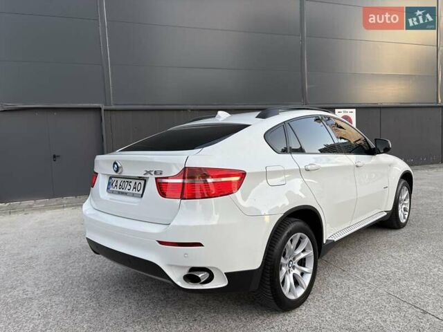 Белый БМВ Х6, объемом двигателя 3 л и пробегом 245 тыс. км за 15650 $, фото 26 на Automoto.ua