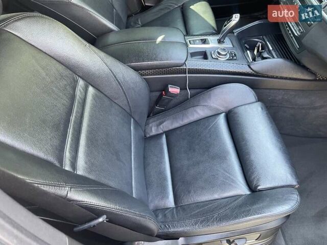 Белый БМВ Х6, объемом двигателя 3 л и пробегом 86 тыс. км за 19999 $, фото 27 на Automoto.ua