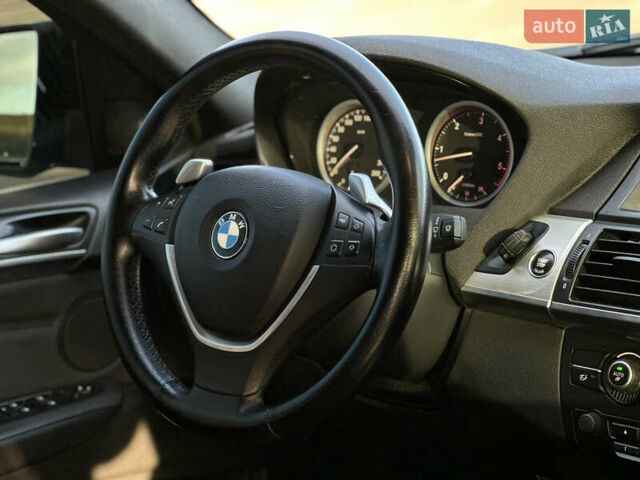 Белый БМВ Х6, объемом двигателя 3 л и пробегом 320 тыс. км за 18850 $, фото 23 на Automoto.ua