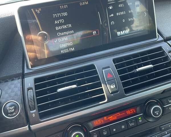 Белый БМВ Х6, объемом двигателя 3 л и пробегом 86 тыс. км за 19999 $, фото 48 на Automoto.ua