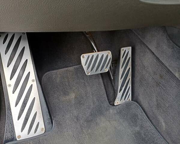 Білий БМВ Х6, об'ємом двигуна 3 л та пробігом 283 тис. км за 25500 $, фото 29 на Automoto.ua