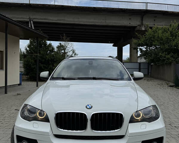 Білий БМВ Х6, об'ємом двигуна 2.99 л та пробігом 242 тис. км за 21800 $, фото 5 на Automoto.ua