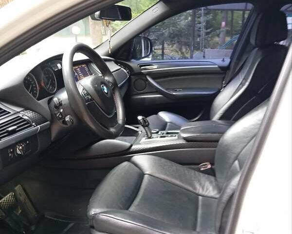 Белый БМВ Х6, объемом двигателя 2.99 л и пробегом 331 тыс. км за 21500 $, фото 24 на Automoto.ua