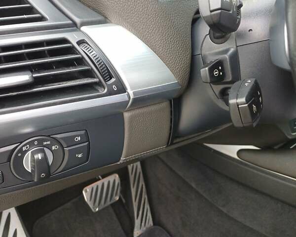 Білий БМВ Х6, об'ємом двигуна 3 л та пробігом 283 тис. км за 25500 $, фото 23 на Automoto.ua