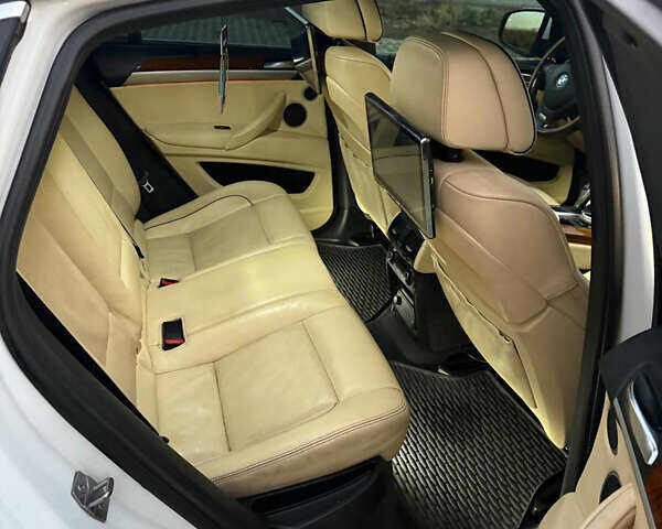 Белый БМВ Х6, объемом двигателя 2.99 л и пробегом 261 тыс. км за 23999 $, фото 14 на Automoto.ua