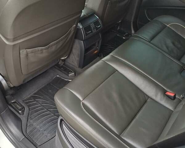 Білий БМВ Х6, об'ємом двигуна 3 л та пробігом 283 тис. км за 25500 $, фото 27 на Automoto.ua