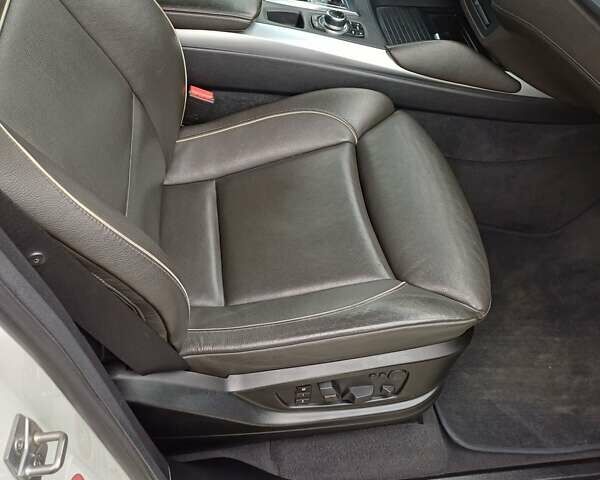 Білий БМВ Х6, об'ємом двигуна 3 л та пробігом 283 тис. км за 25500 $, фото 14 на Automoto.ua