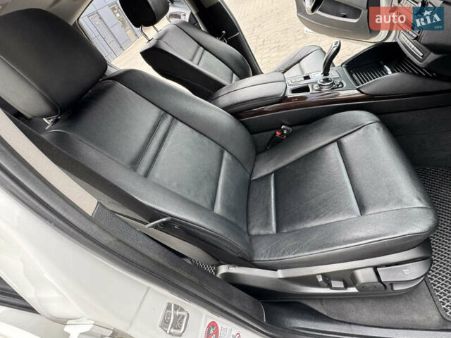 БМВ Х6 2012 в Киеве на Automoto.ua Белый БМВ Х6, объемом двигателя 2.98 л и пробегом 155 тыс. км за 17000 $, фото 35 на Automoto.ua