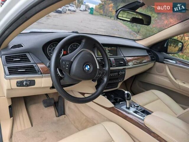 БМВ Х6 2012 в Киеве на Automoto.ua Белый БМВ Х6, объемом двигателя 3 л и пробегом 149 тыс. км за 17500 $, фото 29 на Automoto.ua