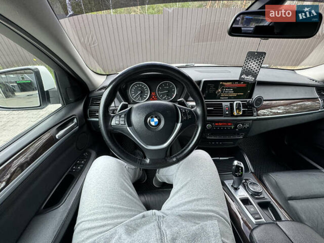 БМВ Х6 2012 в Киеве на Automoto.ua Белый БМВ Х6, объемом двигателя 2.98 л и пробегом 155 тыс. км за 17000 $, фото 21 на Automoto.ua