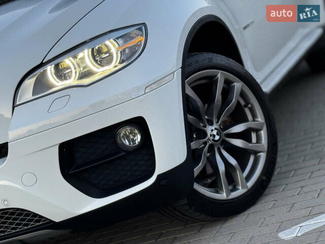 Белый БМВ Х6, объемом двигателя 3 л и пробегом 200 тыс. км за 22800 $, фото 25 на Automoto.ua