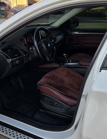 Білий БМВ Х6, об'ємом двигуна 3 л та пробігом 159 тис. км за 25999 $, фото 15 на Automoto.ua