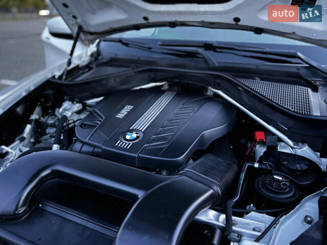 Белый БМВ Х6, объемом двигателя 3 л и пробегом 200 тыс. км за 22800 $, фото 83 на Automoto.ua