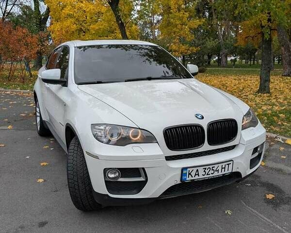 БМВ Х6 2012 в Киеве на Automoto.ua Белый БМВ Х6, объемом двигателя 3 л и пробегом 149 тыс. км за 17500 $, фото 2 на Automoto.ua