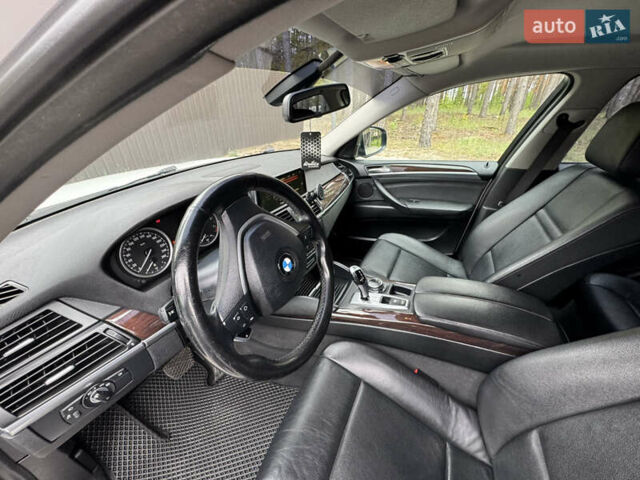 БМВ Х6 2012 в Киеве на Automoto.ua Белый БМВ Х6, объемом двигателя 2.98 л и пробегом 155 тыс. км за 17000 $, фото 42 на Automoto.ua