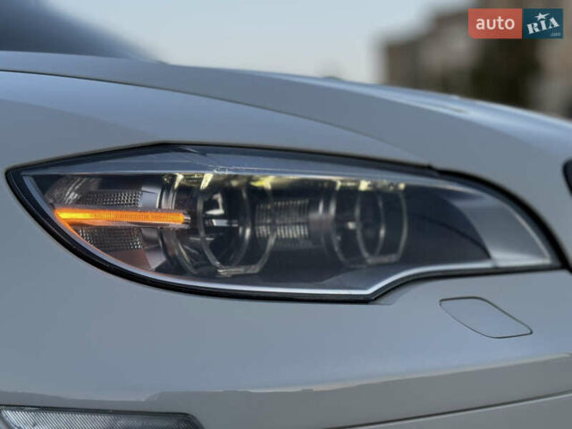 Белый БМВ Х6, объемом двигателя 3 л и пробегом 200 тыс. км за 22800 $, фото 6 на Automoto.ua