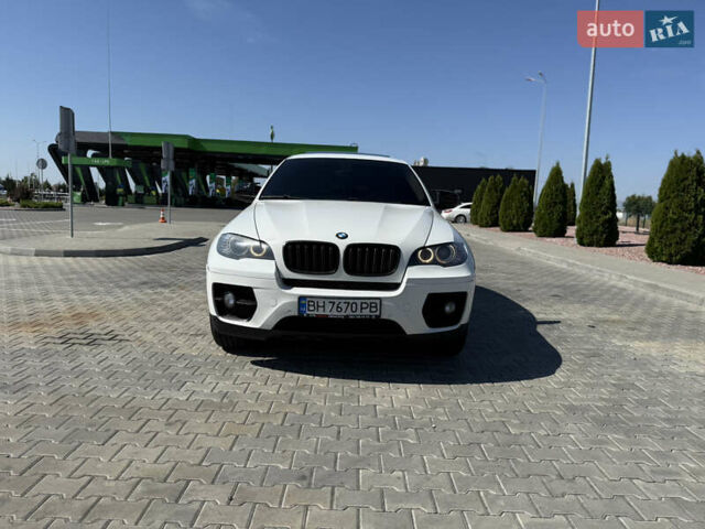 Белый БМВ Х6, объемом двигателя 3 л и пробегом 237 тыс. км за 15600 $, фото 1 на Automoto.ua