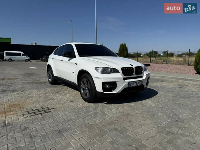 Белый БМВ Х6, объемом двигателя 3 л и пробегом 237 тыс. км за 15600 $, фото 2 на Automoto.ua