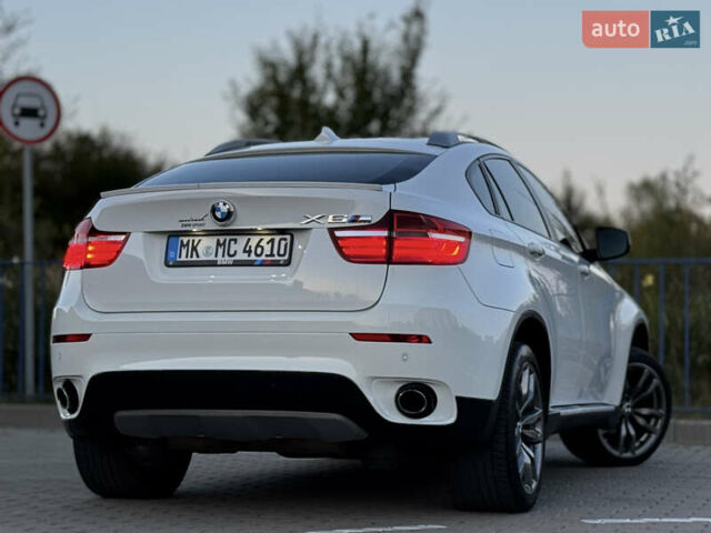 Белый БМВ Х6, объемом двигателя 3 л и пробегом 200 тыс. км за 22800 $, фото 13 на Automoto.ua