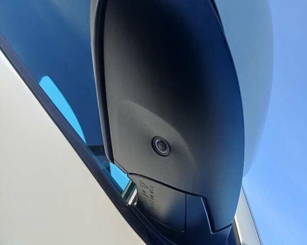 Білий БМВ Х6, об'ємом двигуна 3 л та пробігом 283 тис. км за 25500 $, фото 10 на Automoto.ua