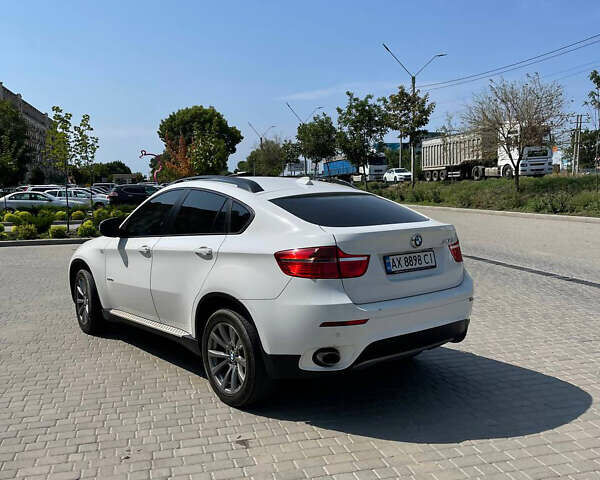Білий БМВ Х6, об'ємом двигуна 2.99 л та пробігом 242 тис. км за 21800 $, фото 8 на Automoto.ua