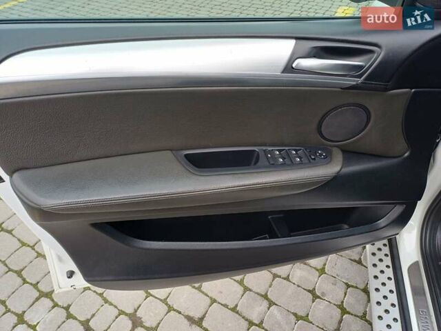 Білий БМВ Х6, об'ємом двигуна 3 л та пробігом 283 тис. км за 25500 $, фото 9 на Automoto.ua