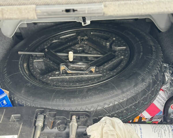 Белый БМВ Х6, объемом двигателя 2.99 л и пробегом 188 тыс. км за 26000 $, фото 29 на Automoto.ua