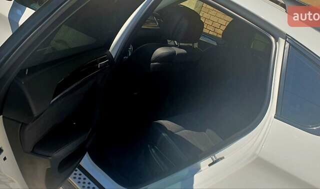 Білий БМВ Х6, об'ємом двигуна 3 л та пробігом 220 тис. км за 24700 $, фото 3 на Automoto.ua