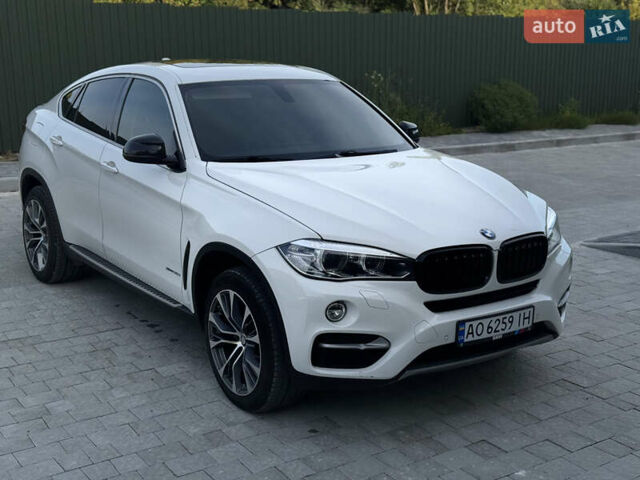 Білий БМВ Х6, об'ємом двигуна 2.98 л та пробігом 136 тис. км за 30000 $, фото 34 на Automoto.ua