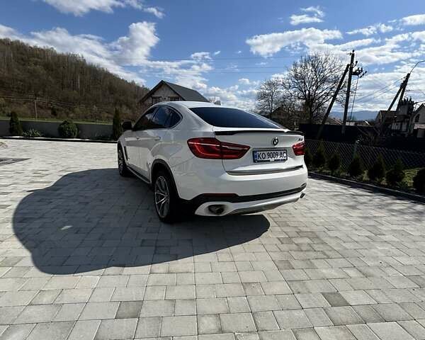 Белый БМВ Х6, объемом двигателя 2.98 л и пробегом 135 тыс. км за 32000 $, фото 7 на Automoto.ua