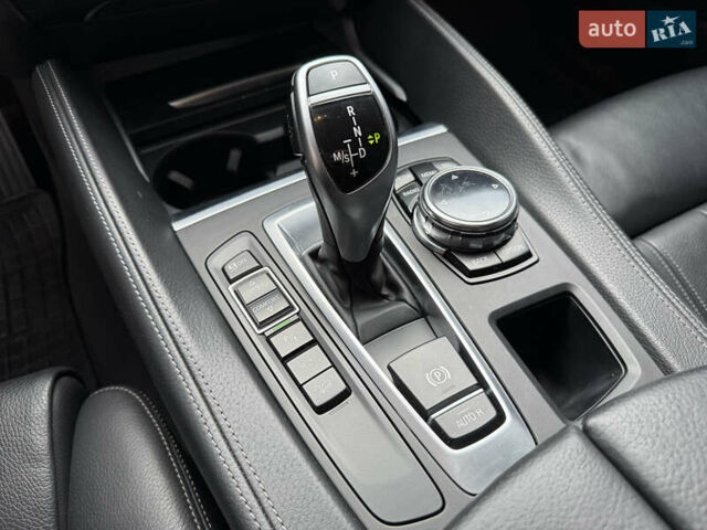 Білий БМВ Х6, об'ємом двигуна 3 л та пробігом 156 тис. км за 27500 $, фото 17 на Automoto.ua