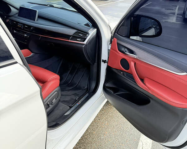 Білий БМВ Х6, об'ємом двигуна 3 л та пробігом 180 тис. км за 32000 $, фото 7 на Automoto.ua