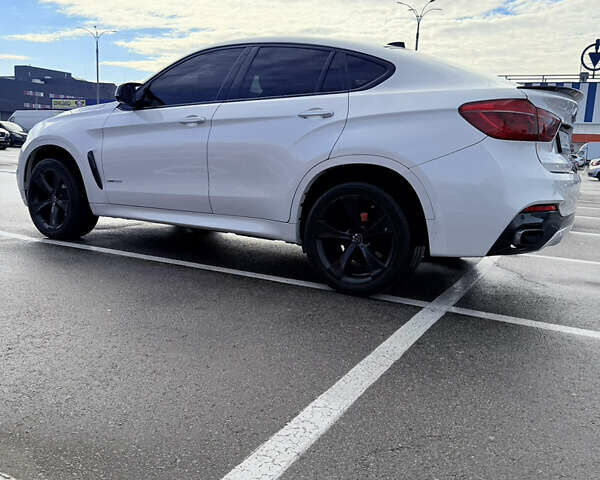 Білий БМВ Х6, об'ємом двигуна 3 л та пробігом 180 тис. км за 32000 $, фото 10 на Automoto.ua