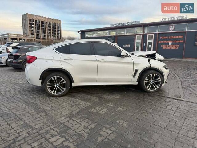 Белый БМВ Х6, объемом двигателя 2.99 л и пробегом 135 тыс. км за 21900 $, фото 4 на Automoto.ua