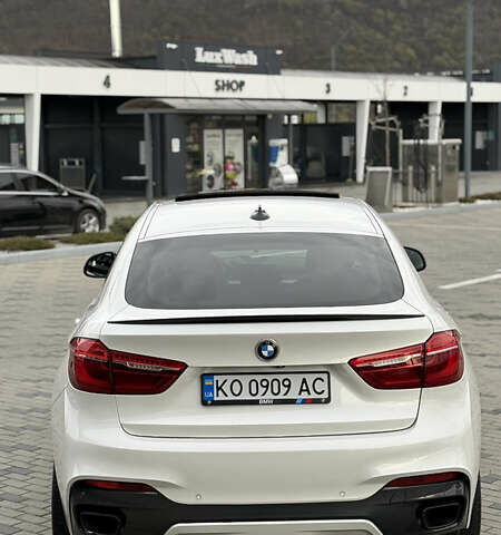 Белый БМВ Х6, объемом двигателя 2.99 л и пробегом 220 тыс. км за 36500 $, фото 21 на Automoto.ua