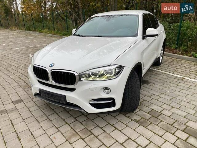 Білий БМВ Х6, об'ємом двигуна 2.99 л та пробігом 137 тис. км за 32500 $, фото 1 на Automoto.ua