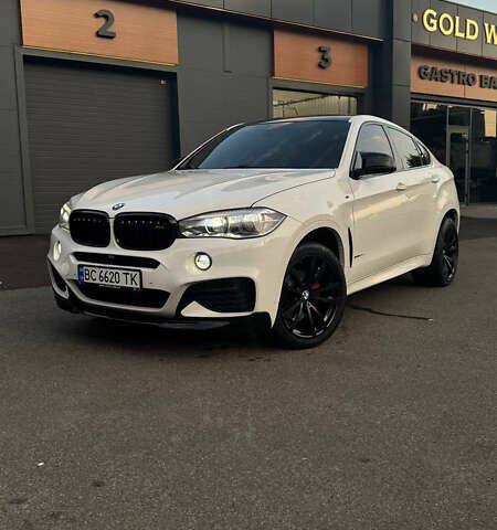 Белый БМВ Х6, объемом двигателя 2.98 л и пробегом 180 тыс. км за 27500 $, фото 16 на Automoto.ua