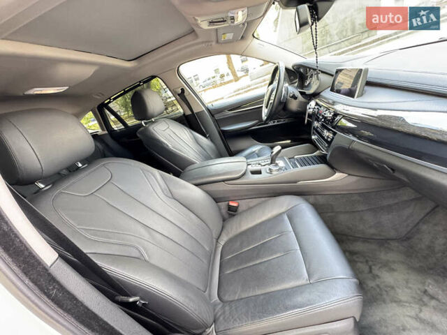 Белый БМВ Х6, объемом двигателя 2.99 л и пробегом 129 тыс. км за 33300 $, фото 24 на Automoto.ua