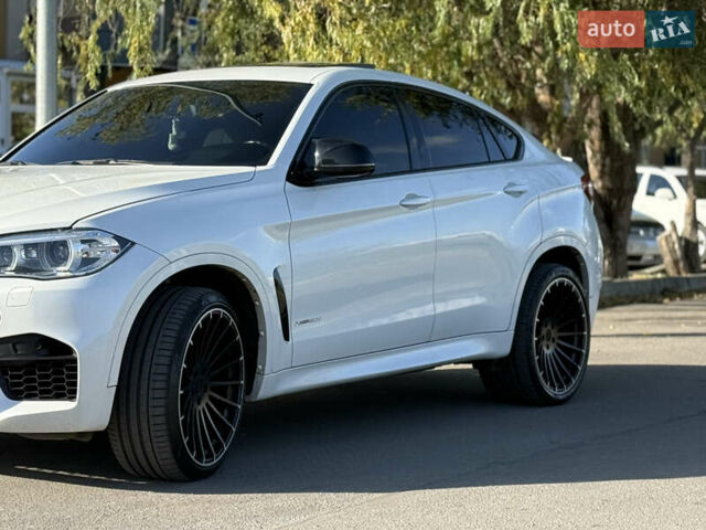 Белый БМВ Х6, объемом двигателя 4.39 л и пробегом 152 тыс. км за 38000 $, фото 3 на Automoto.ua