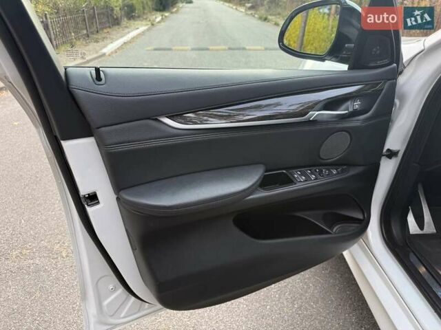 Белый БМВ Х6, объемом двигателя 2.98 л и пробегом 140 тыс. км за 33000 $, фото 18 на Automoto.ua