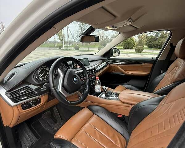 Білий БМВ Х6, об'ємом двигуна 2.99 л та пробігом 195 тис. км за 34000 $, фото 2 на Automoto.ua