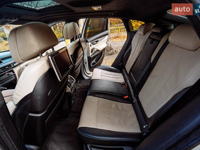 Белый БМВ Х6, объемом двигателя 4.39 л и пробегом 135 тыс. км за 42300 $, фото 22 на Automoto.ua