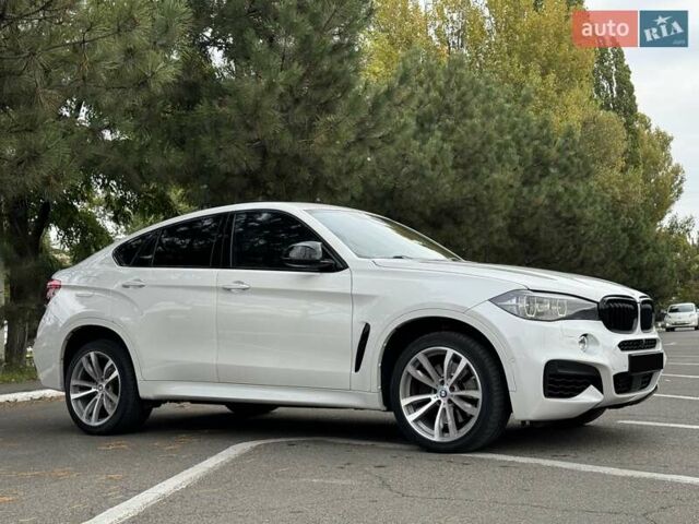 Белый БМВ Х6, объемом двигателя 4.39 л и пробегом 160 тыс. км за 32500 $, фото 5 на Automoto.ua