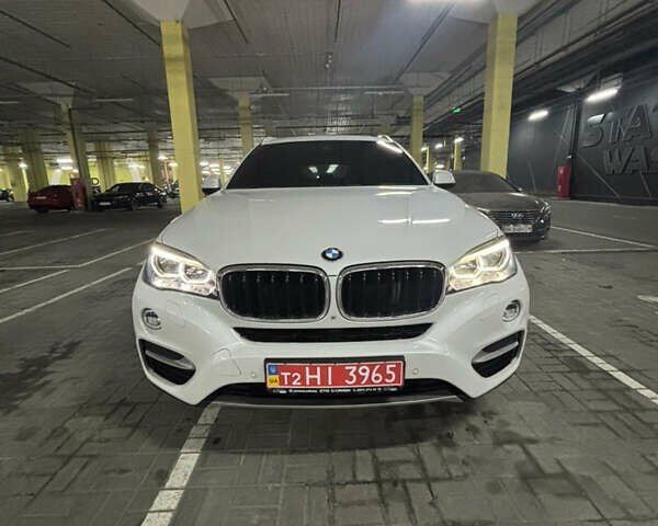 Белый БМВ Х6, объемом двигателя 2.99 л и пробегом 220 тыс. км за 31000 $, фото 5 на Automoto.ua