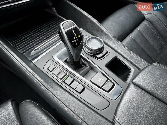 Білий БМВ Х6, об'ємом двигуна 3 л та пробігом 156 тис. км за 27777 $, фото 32 на Automoto.ua