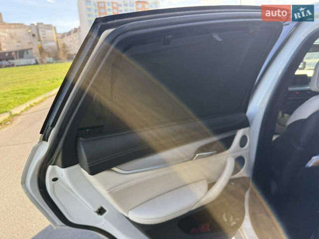 Белый БМВ Х6, объемом двигателя 4.39 л и пробегом 152 тыс. км за 38000 $, фото 17 на Automoto.ua