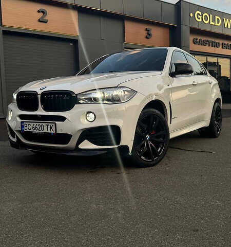 Белый БМВ Х6, объемом двигателя 2.98 л и пробегом 180 тыс. км за 27500 $, фото 2 на Automoto.ua