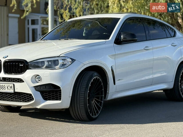 Белый БМВ Х6, объемом двигателя 4.39 л и пробегом 152 тыс. км за 38000 $, фото 2 на Automoto.ua